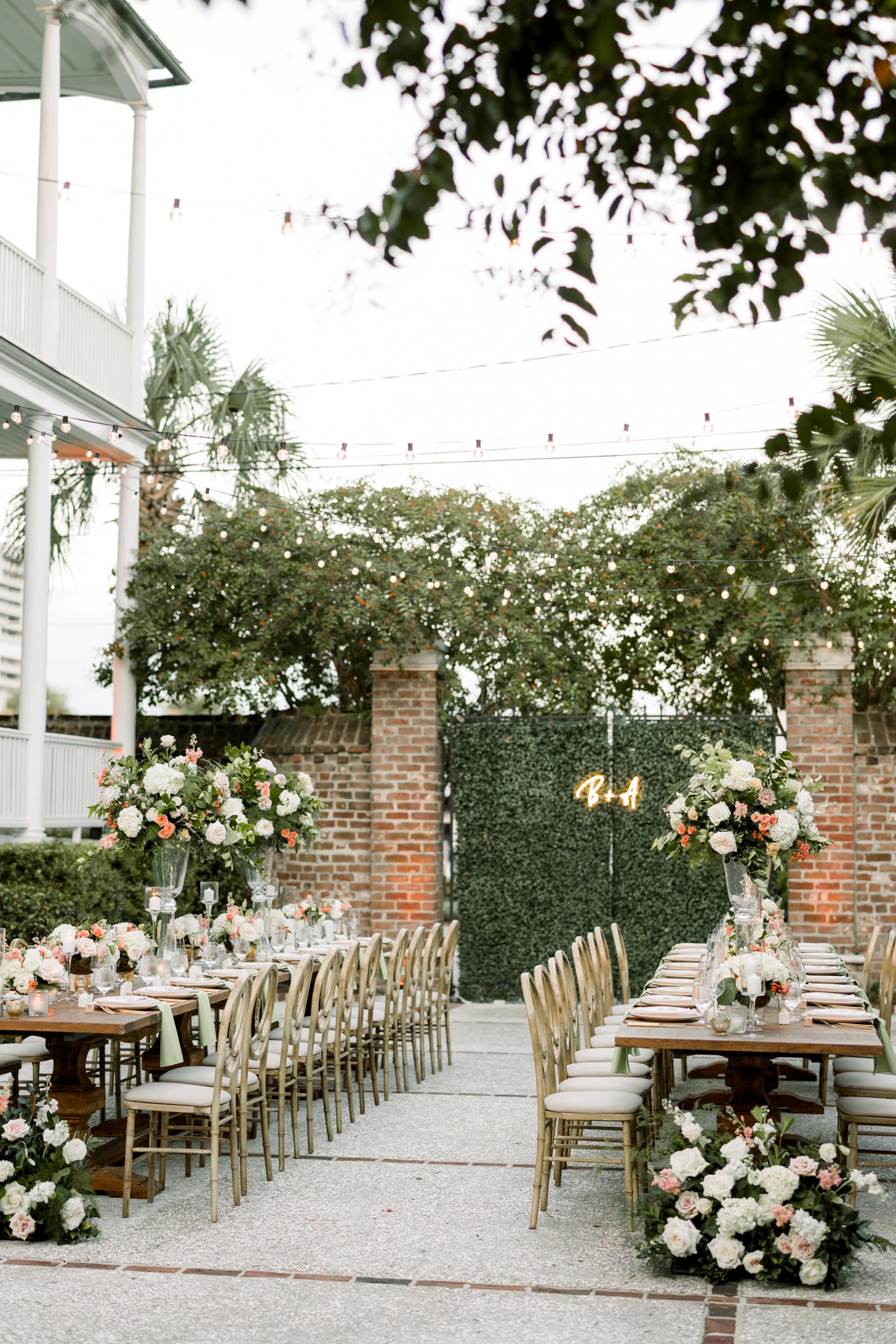 Charleston Wedding Planners -
Luxury Wedding Planners in Charleston, SC