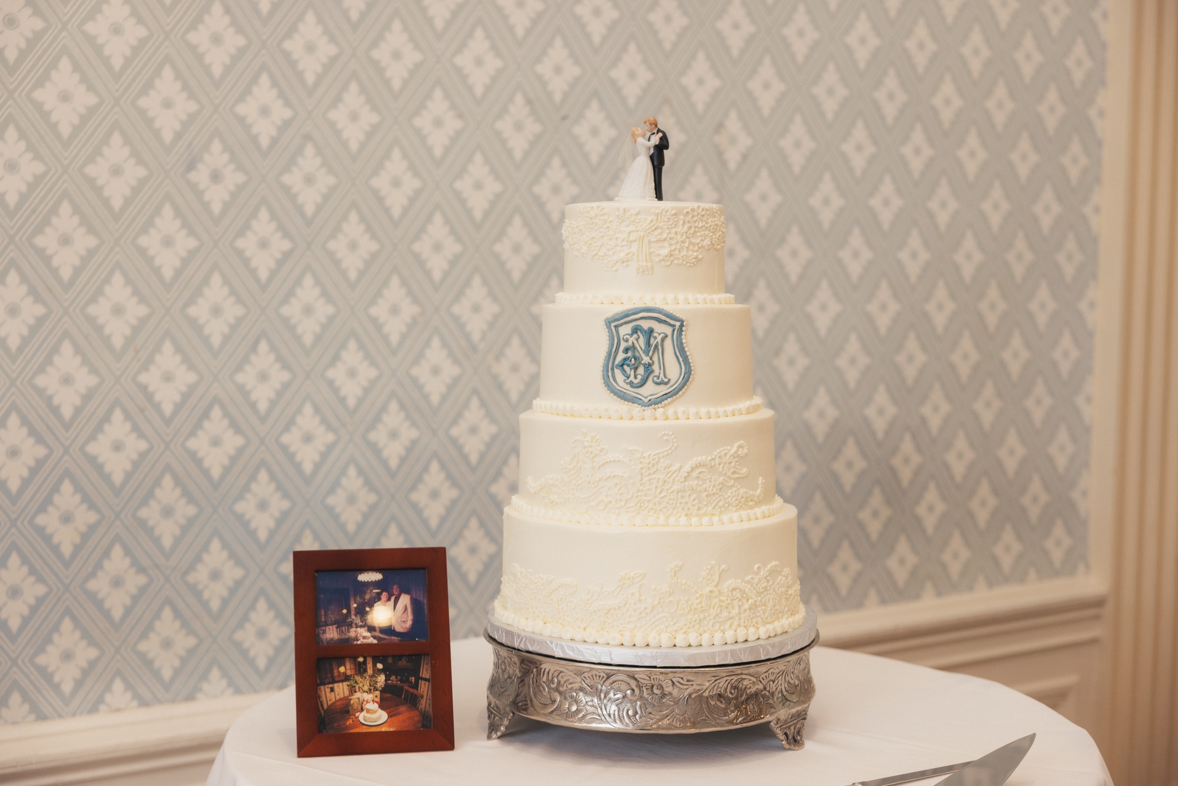 Finger Lakes Wedding, Upstate NY, Blue Wedding