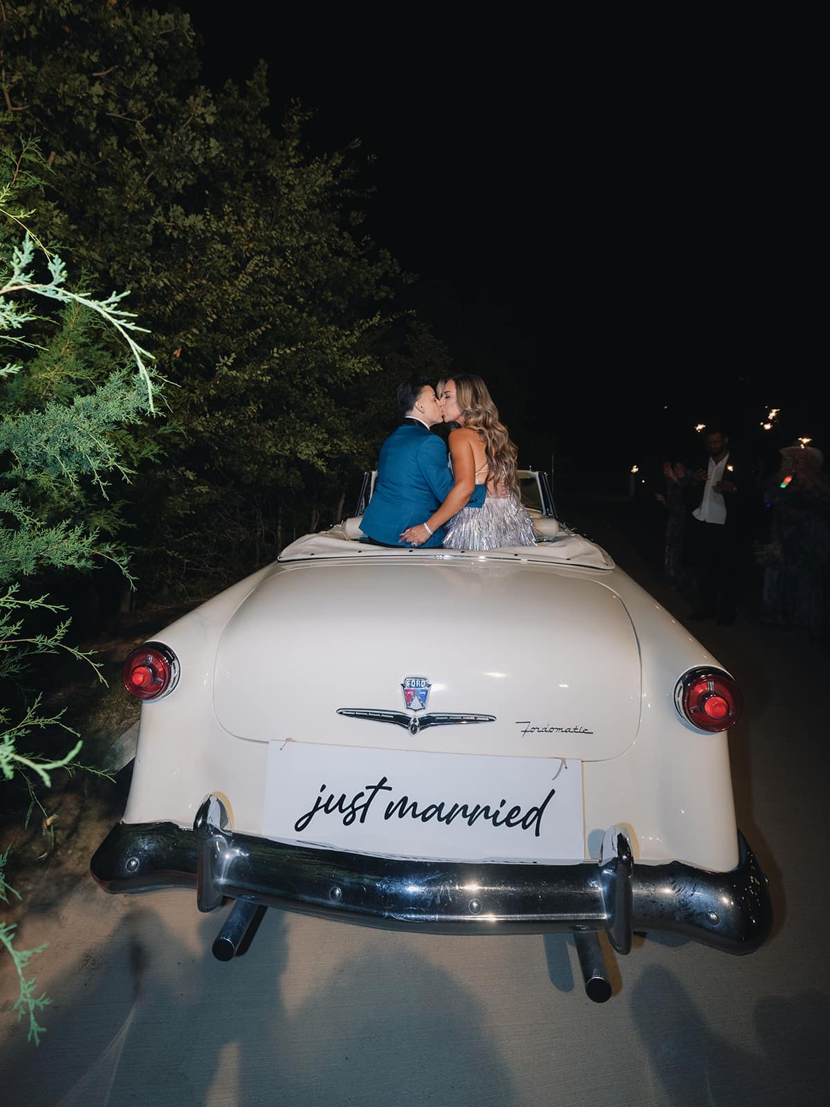 classic blue and gold wedding at Hillside Estate Dallas Texas
