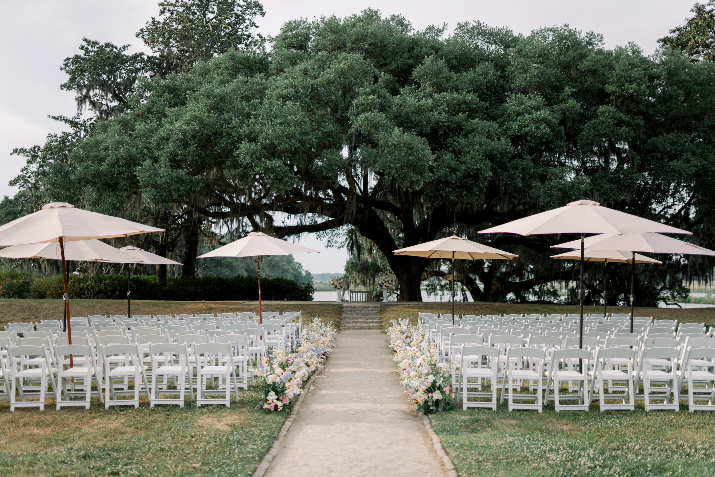 Charleston Wedding Planners -
Luxury Wedding Planners in Charleston, SC