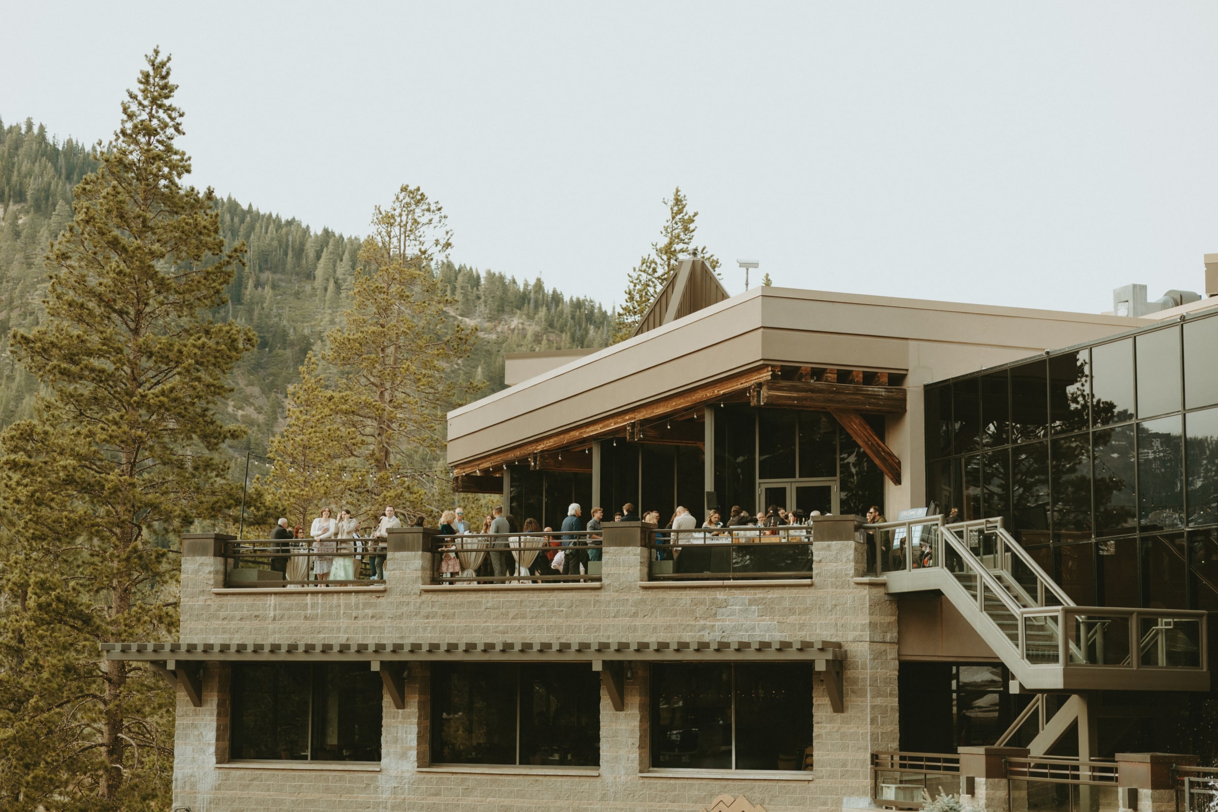 Reno/Tahoe Wedding Planners -
Luxury Wedding Planners in Reno, NV
