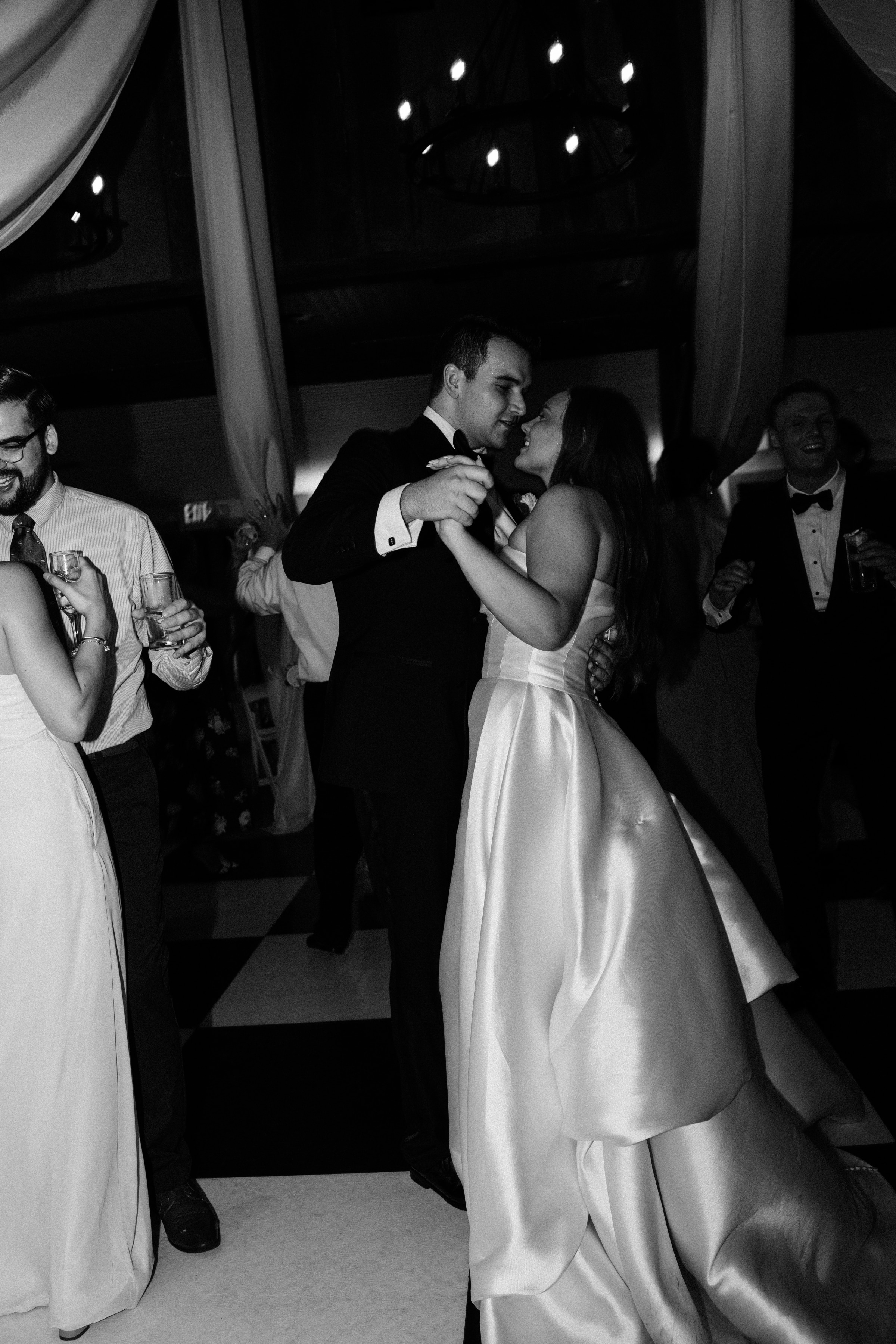 Charleston Wedding Planners -
Luxury Wedding Planners in Charleston, SC