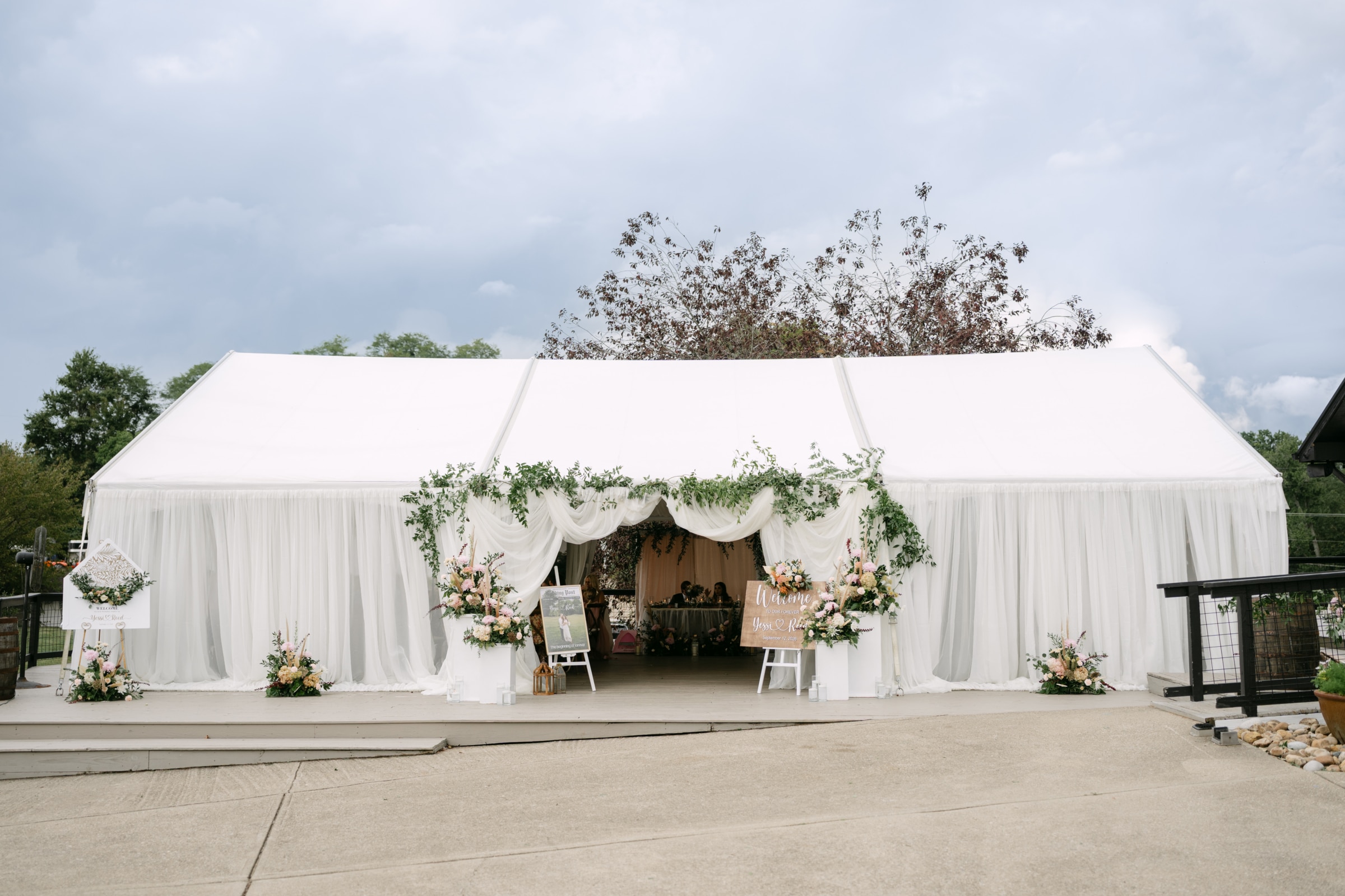 Cincinnati Wedding Planners -
Luxury Wedding Planners in Cincinnati, OH